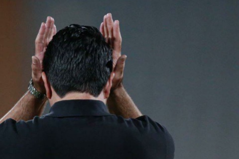 نکونام در آستانه محرومیت یک جلسهای!