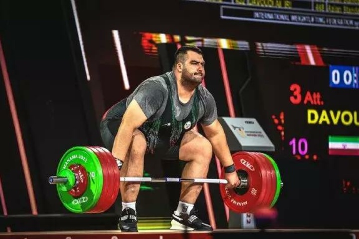 ایرانی ها با ۱۰ وزنه بردار
