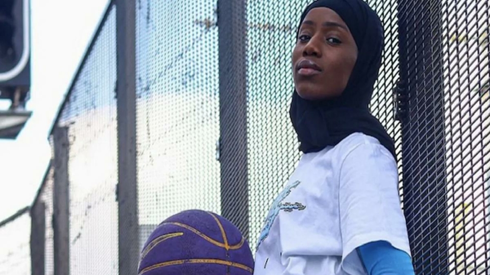 دختران بسکتبالیست فرانسوی هنوز برای بازی با حجاب می‌جنگند