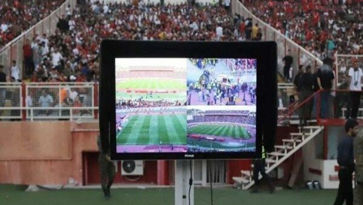 VAR در ایران نقش قوطی کبریت را دارد