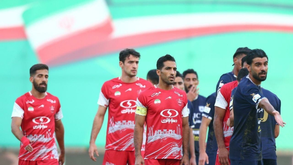 بازی ملوان - پرسپولیس  به تعویق افتاد