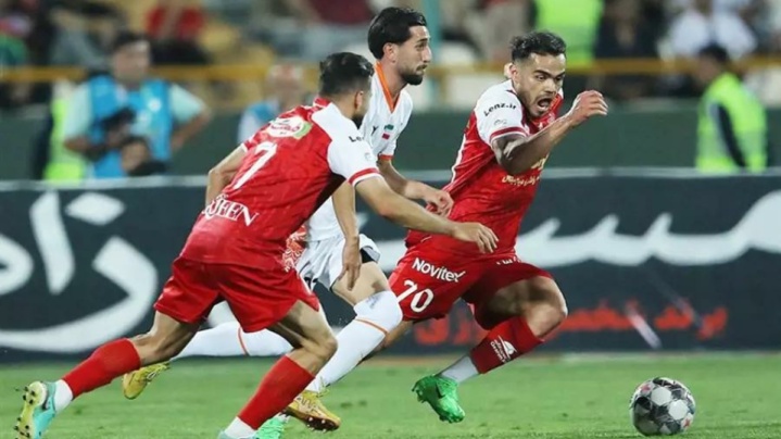 پوستر جالب مس و پرسپولیس