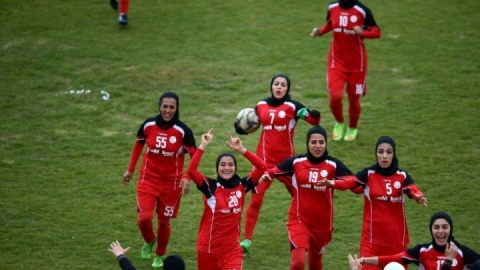 کمک هواداران را میخواهیم