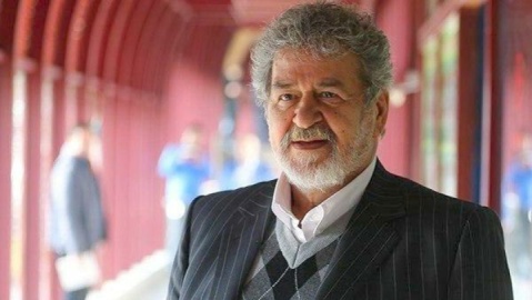 هنوز آنقدر بدبخت نشدهایم که علیرضا دبیر برای فوتبال بیاید!