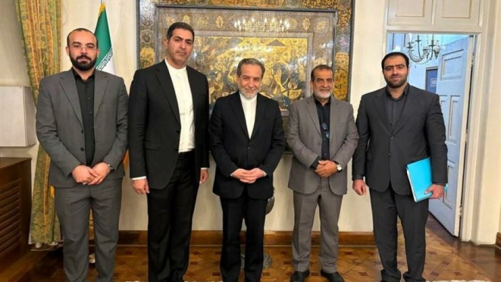 سناریوی تبلیغاتی رئیس سابق برای تصاحب دوباره یک صندلی!