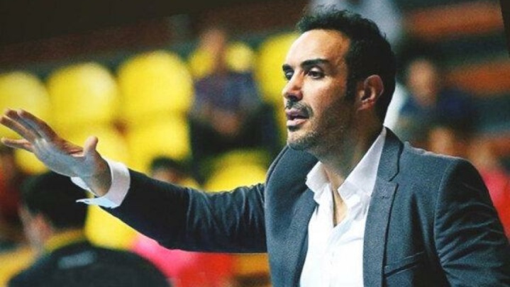 نباید به خط خوردن یک بازیکن معترض شد