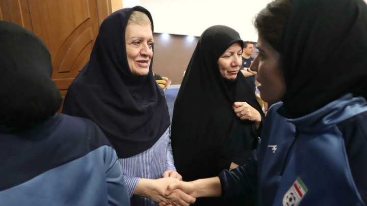 شجاعی: امیدوارم ملی پوشان با دست پر از جام برگردند