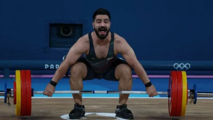 جوادی کجاست؟!