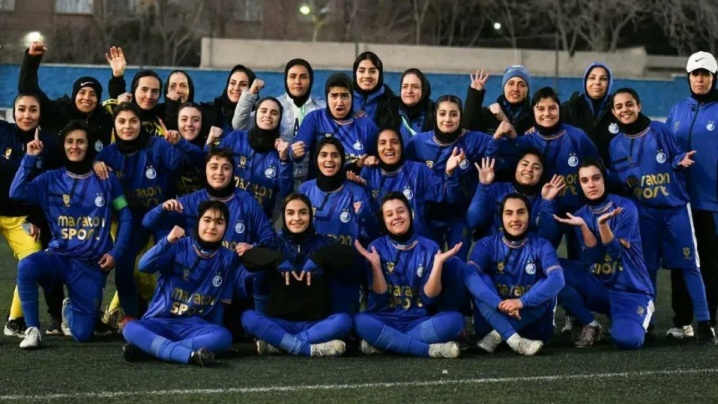 استقلال و تراکتور در کمین لیگ برتر بانوان