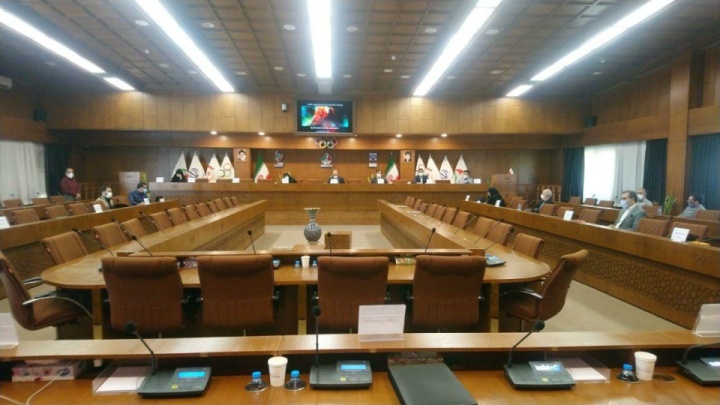 هراس از انتقاد و مطالبه‌گری!