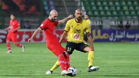 سپاهان و تراکتور تافته جدا بافته