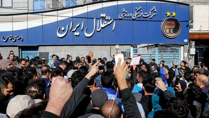 داستان‌های تکراری اردوگاه آبی