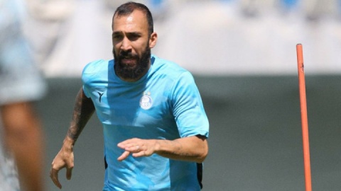 احتمال بازگشت چشمی به دفاع میانی