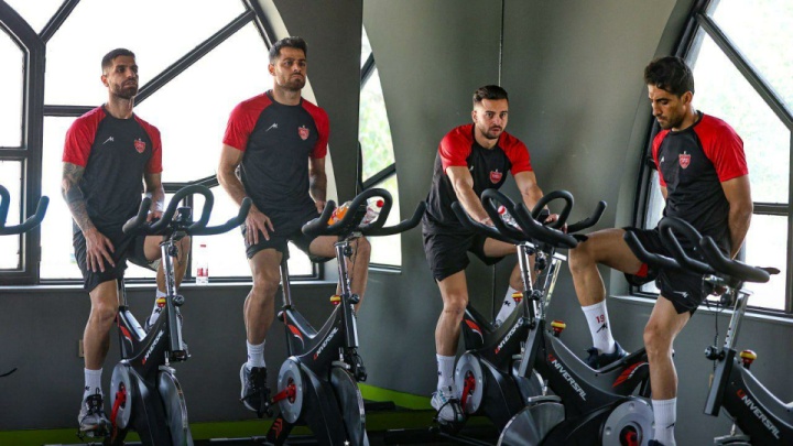 رختکن پرسپولیس در شرایط طبیعی