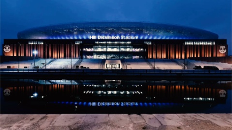 هیل دیکینسون، خانه جدید اورتون