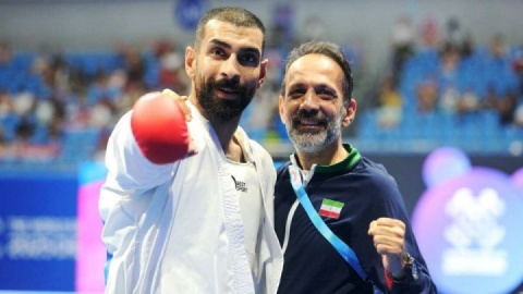 اباذری هم مسافر قاهره شد