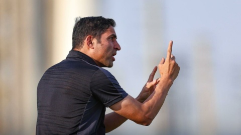 هاشمیان در جبهه درویش شمشیر می‌زند