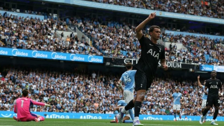 فرانک، نویسنده دفترچه راهنمای بردن پپ