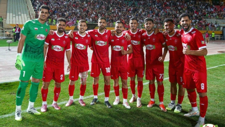 باید در آزادی بازی کنیم