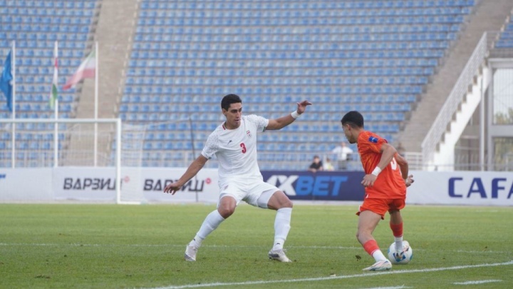 انتقاد می‌کنیم چون «تیم ملی» مقدس است