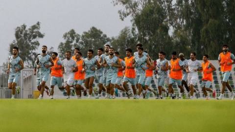 بازی با المحرق در ورزشگاه آزادی برگزار شود