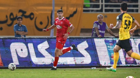 مدافع راست پرسپولیس مقابل فولاد کیست
