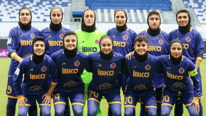 در مسیر تاریخ‌سازی دوباره