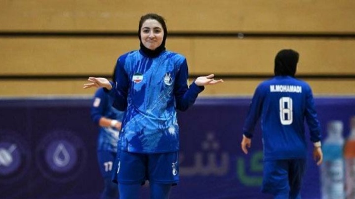 رقابت استقلال و آبادان از همان هفته اول