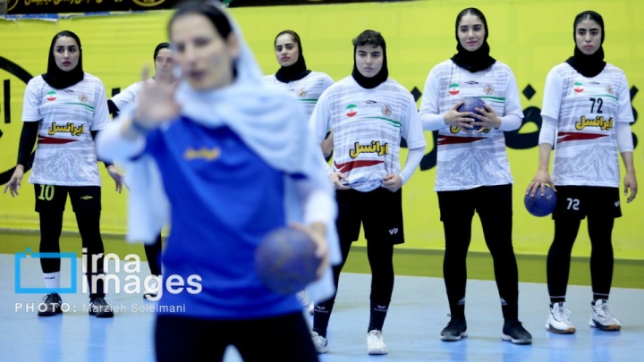 پوست‌اندازی با تفکرات لیدر اروپایی