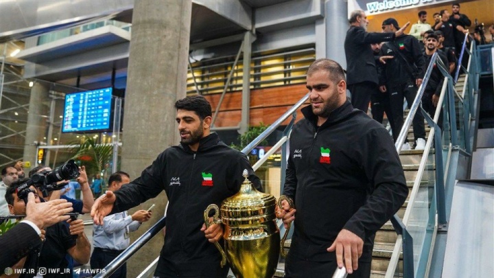 قهرمانی کشتی چقدر آب خورد؟