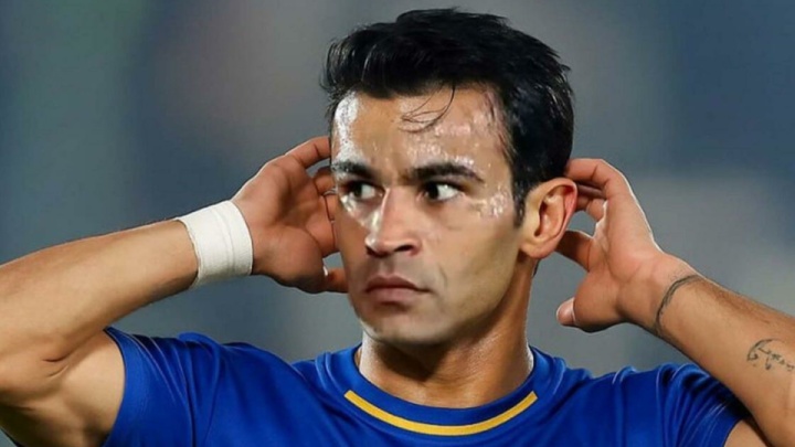 همه نگاه‌ها به عیسی آل‌کثیر