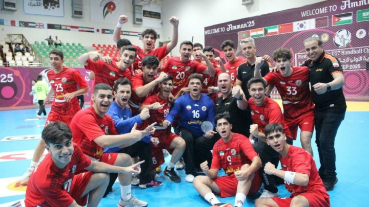 طلسم ۱۹ ساله شکست؛ نوجوانان هندبال ایران قهرمان آسیا شدند+تصاویر