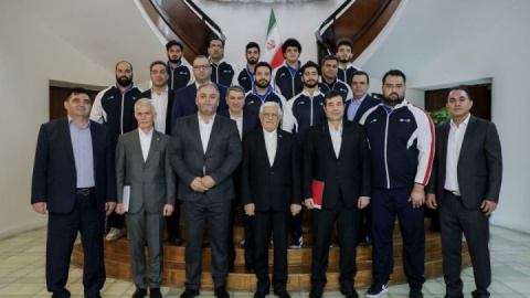 عارف: ورزشکاران نماینده فرهنگ و استقلال ایران هستند