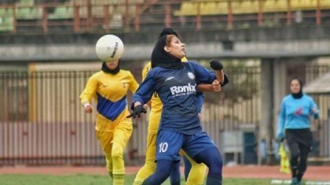 ندا عزیزپور به دنبال صدرنشینی