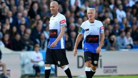 زیدان: فکر کنم که مربی تیم ملی فرانسه شوم!