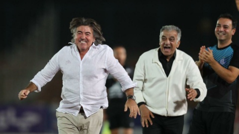 در باد این برد نمی‌خوابیم و چشمان‌مان به آسیاست