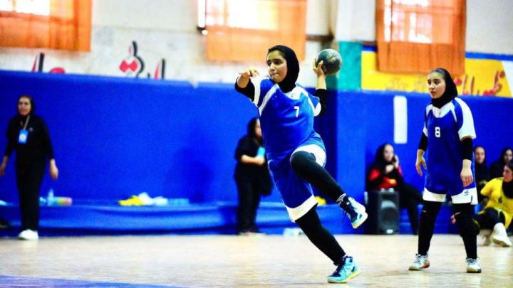 قطار المپیاد هندبال دختران به ایستگاه یک‌چهارم نهایی رسید