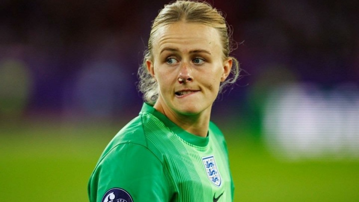 دعوت از دروازه‌بان جدید برای سه شیرها