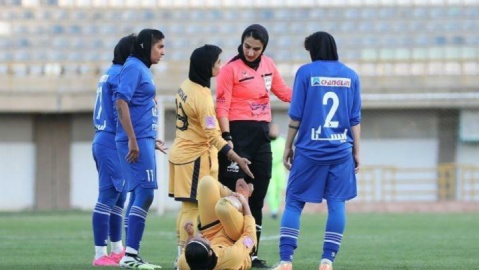 فدراسیون پاسخگو باشد