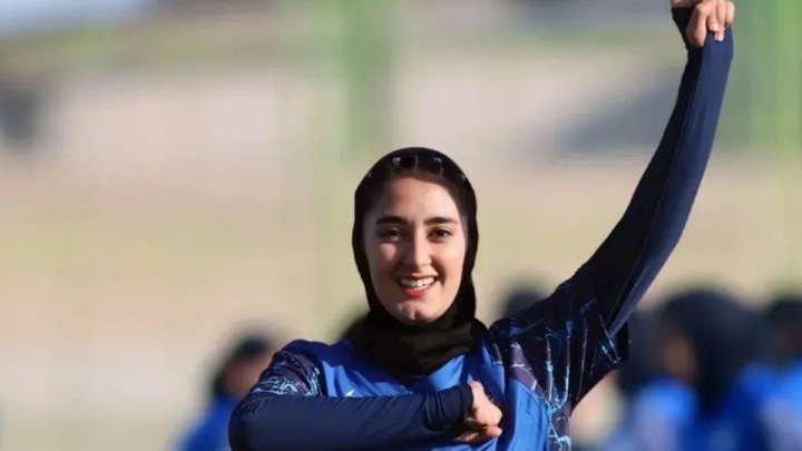 امامی پس از دیدار با گل‌گهر بازمی‌گردد