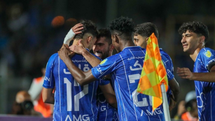 قلب لیگ در دست استقلال