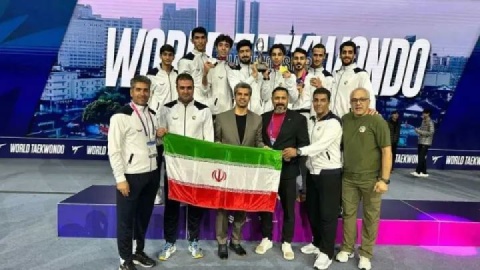 بازگشت به سکو با چهره‌ای زخمی