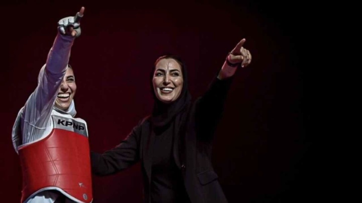 مداح: بعضی‌ها ادای حرفه‌ای بودن را در می‌آورند