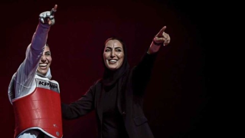 مداح: بعضی‌ها ادای حرفه‌ای بودن را در می‌آورند