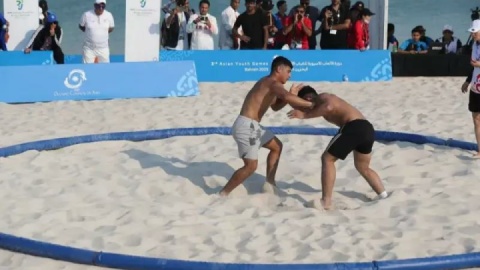 کشتی ساحلی لرزه بر اندام کشتی فرنگی انداخت