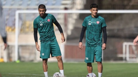 برگزاری تمرین ۹۰ دقیقه‌ای سرخپوشان در نوبت صبح