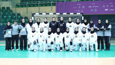 درخشش تاریخی بانوان هندبال ایران در ریاض؛