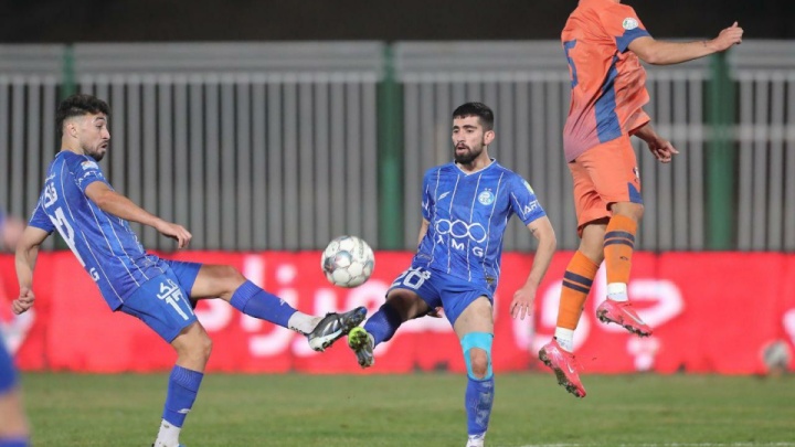 شش برش از صعود سخت استقلال