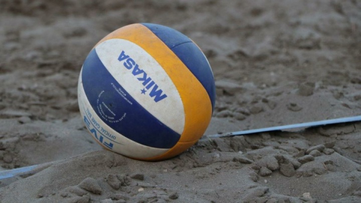 صعود مقتدرانه والیبال ساحلی استقلال به فینال