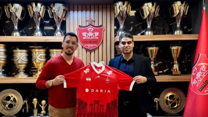 «جولیانو والیم» با پرسپولیس قرارداد بست